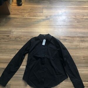 NWT Express Button up top
